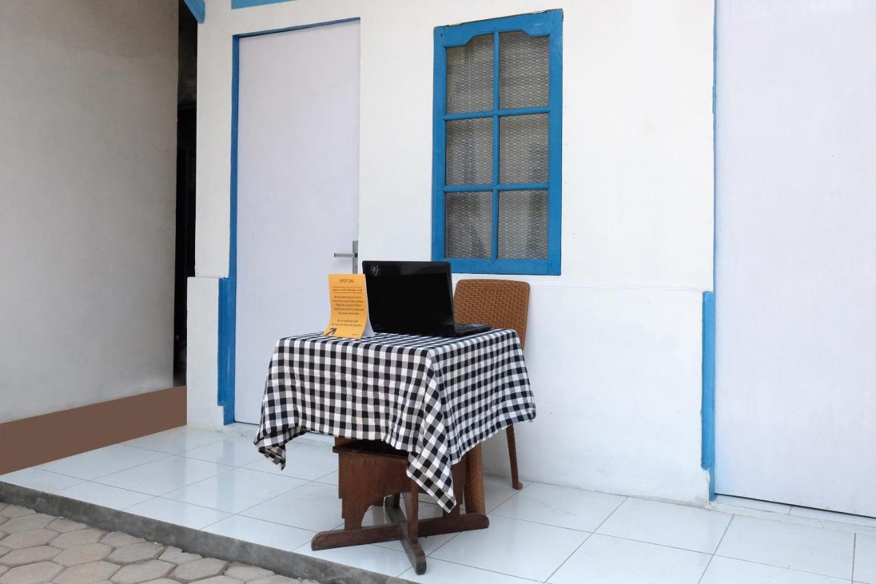 Hotel Vaccinated Staff - SPOT ON 2726 Kopo 355 Syariah Bandung Exterior foto
