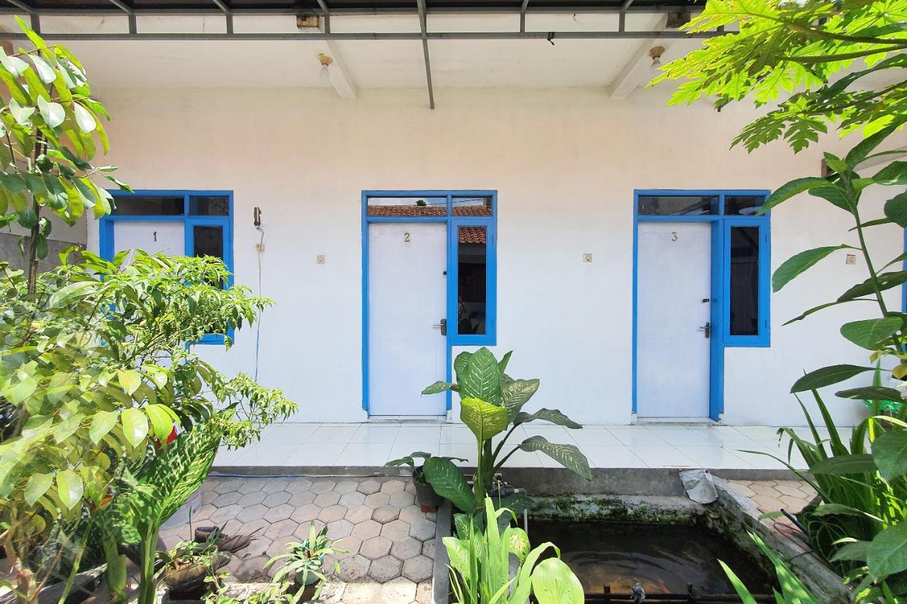 Hotel Vaccinated Staff - SPOT ON 2726 Kopo 355 Syariah Bandung Exterior foto