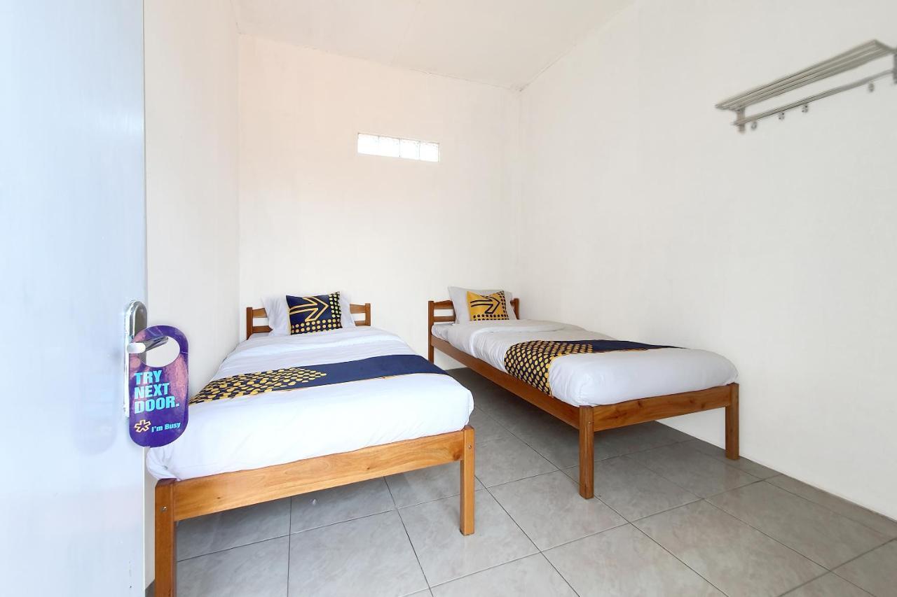 Hotel Vaccinated Staff - SPOT ON 2726 Kopo 355 Syariah Bandung Exterior foto